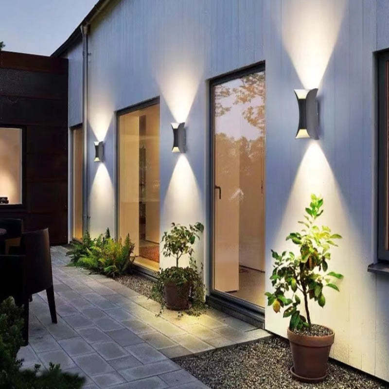 Moderne Vandtæt LED Væglampe til Udendørs og Indendørs Brug Lamp Tech Butik