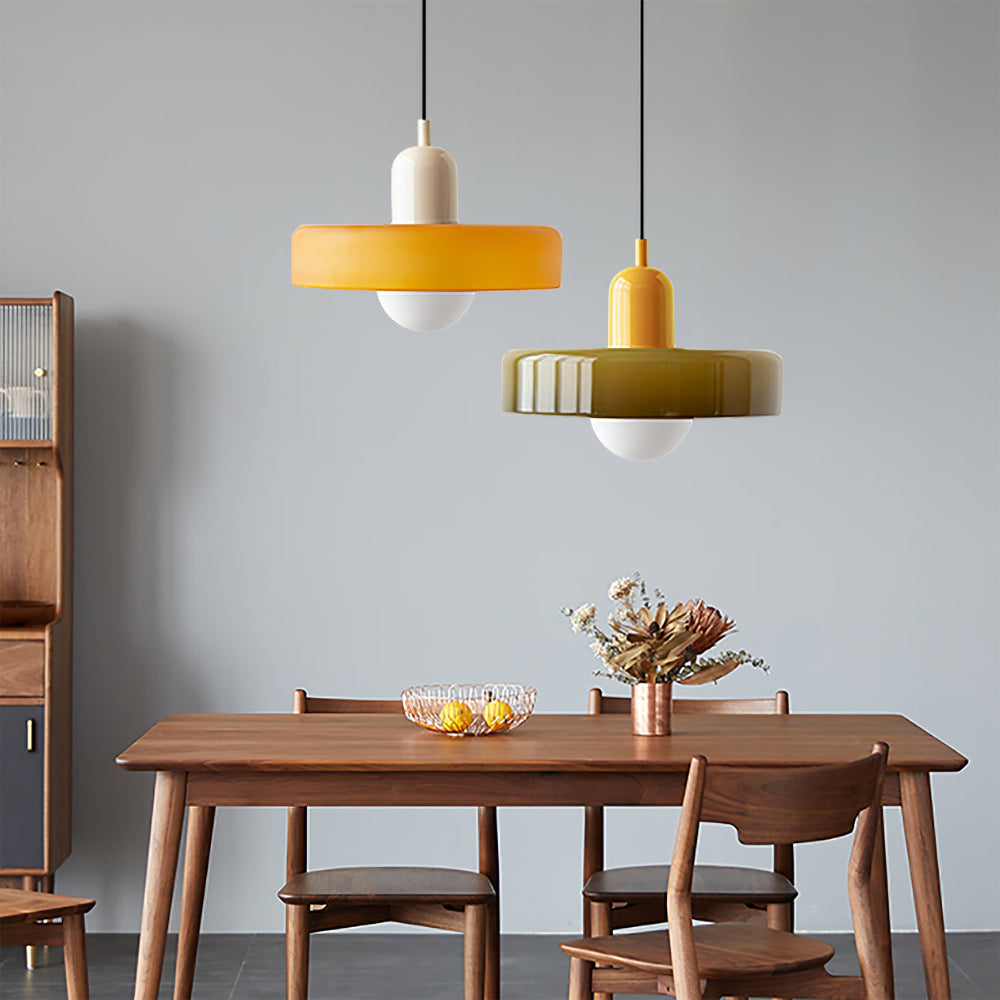 Moderne pendellampe med frostet diffuser og farverig lampeskærm Hængende lampe Tech Butik