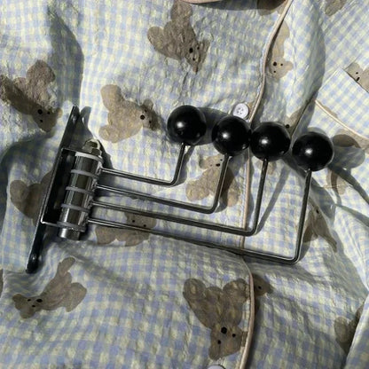 Midcentury vægkrogshylde – Stilfuld organisering med retrocharme Home Tech Butik