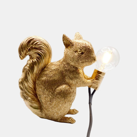 Nordisk Egerninspireret Bordlampe til Hyggelig Stemning Bordlampe Tech Butik Guld