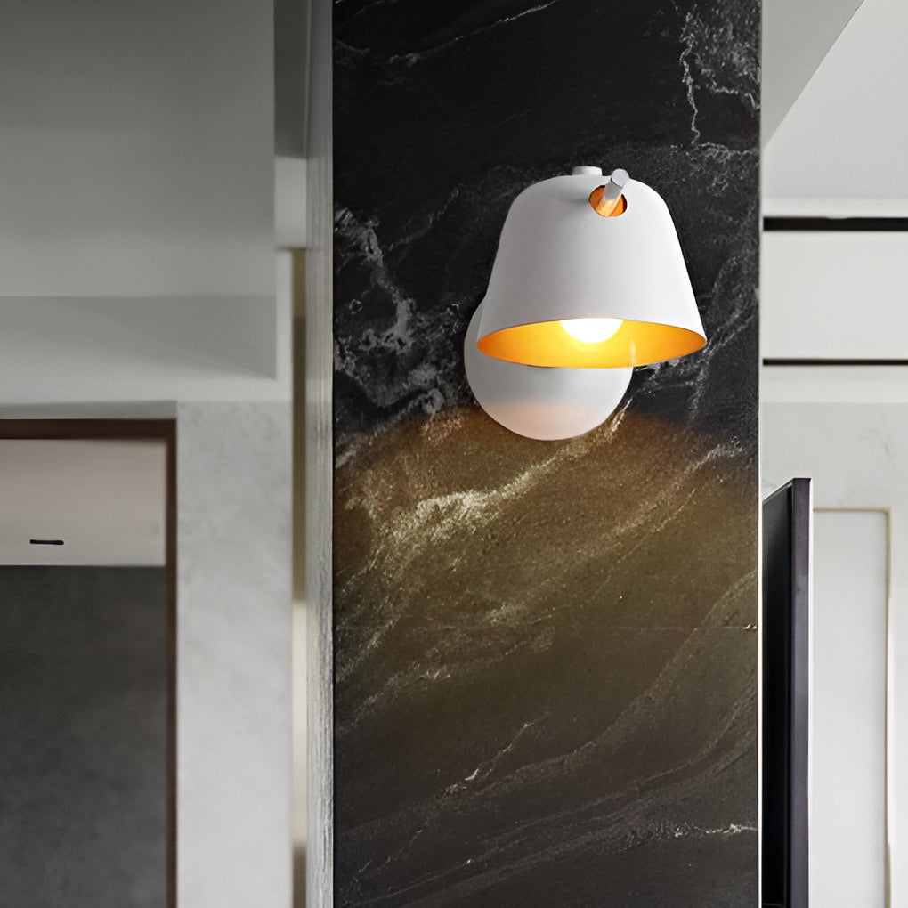 Nordisk Mat Væglampe i Metal med Hatinspireret Design Væglamper Tech Butik