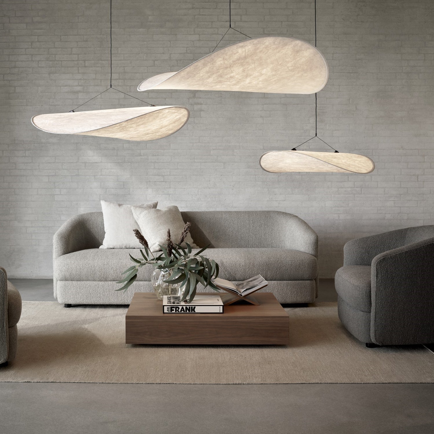 Skyinspireret Moderne Loftslampe til Elegante Rum Pendellampe Tech Butik