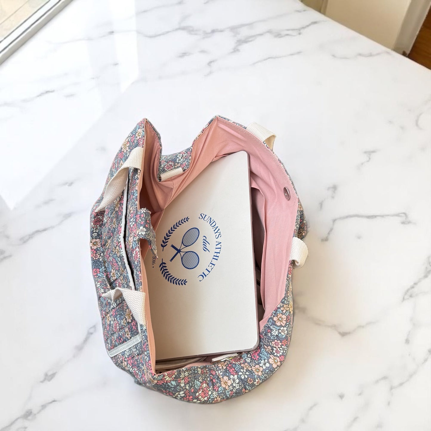 Blomstertaske – Stilfuld og rummelig hverdagstaske Tote Bag Tech Butik