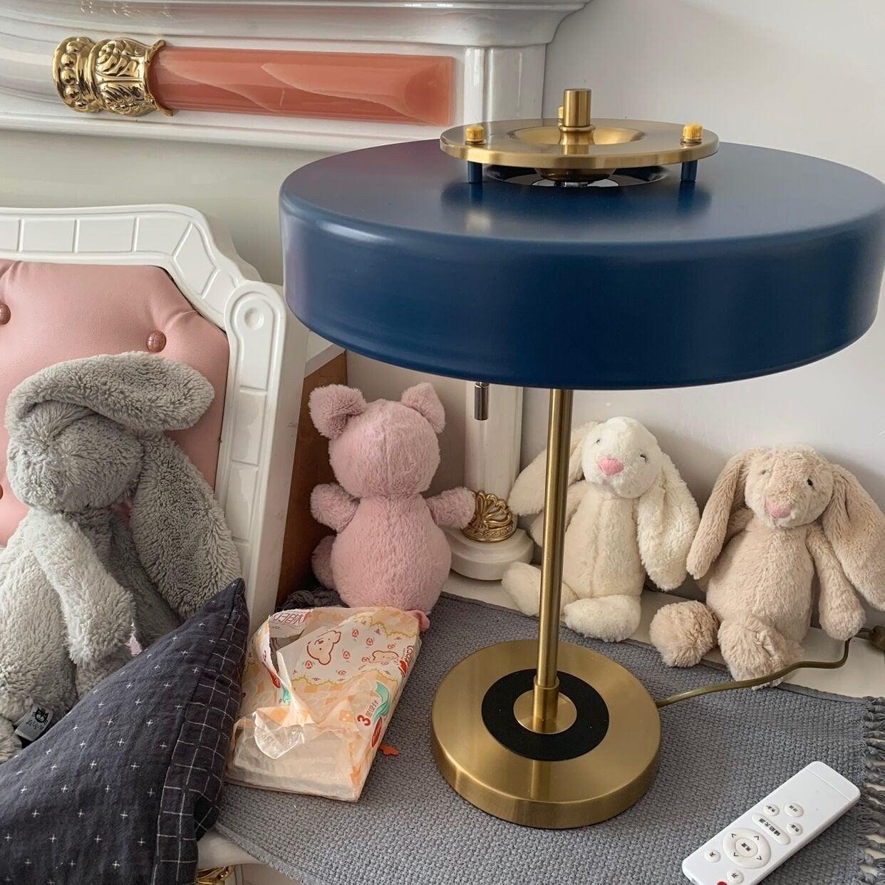 Revolve bordlampe – moderne design til stilfuld og funktionel belysning Table lamp Tech Butik