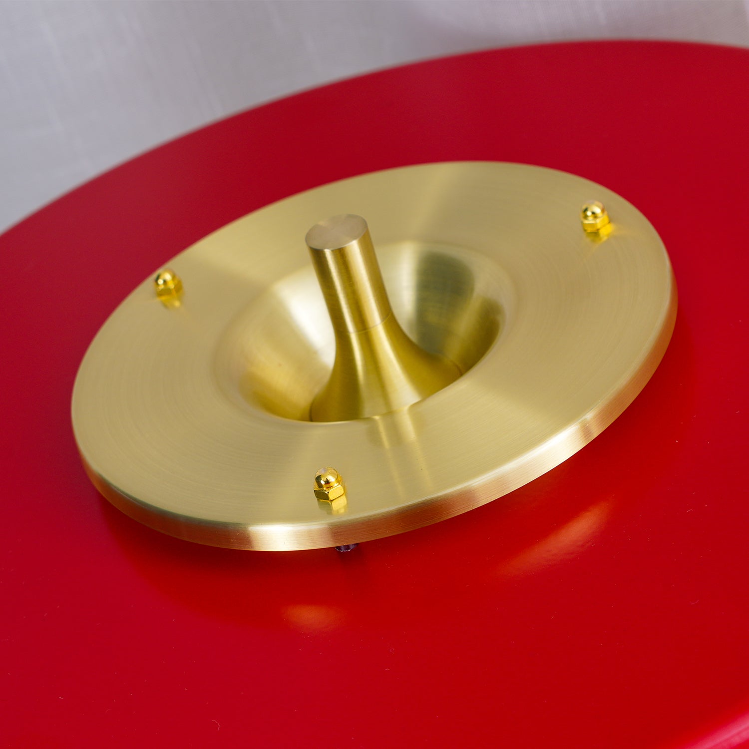 Revolve bordlampe – moderne design til stilfuld og funktionel belysning Table lamp Tech Butik