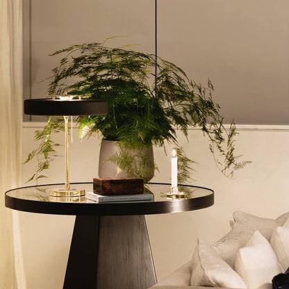 Revolve bordlampe – moderne design til stilfuld og funktionel belysning Table lamp Tech Butik