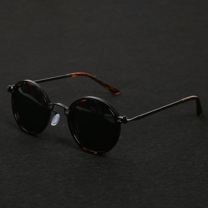 Polariserede Solbriller til Mænd – Stilfuld Beskyttelse til Udendørs Eventyr Sunglasses Tech Butik Leo-Onyx Solbriller