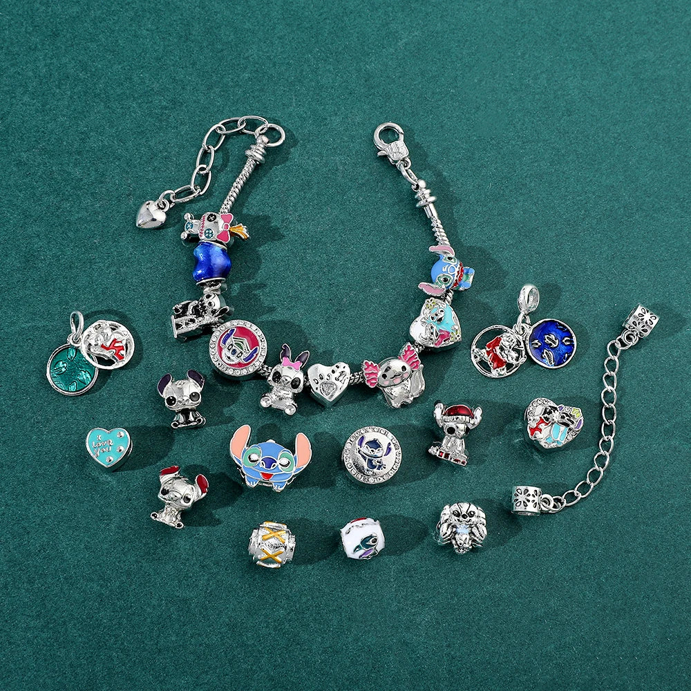 Yndig Stitch Adventskalender – 24 Dages Nedtælling fyldt med Sjov & Fortryllelse Advent Calendars Tech Butik