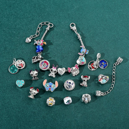 Yndig Stitch Adventskalender – 24 Dages Nedtælling fyldt med Sjov & Fortryllelse Advent Calendars Tech Butik