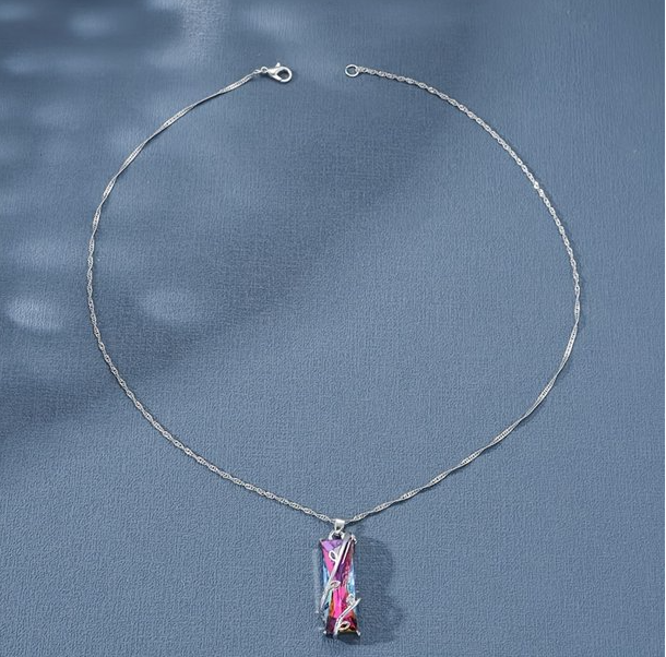 Regnbue Sten Træ Halskæde – Farverigt Symbol på Vækst & Harmoni Necklace Tech Butik