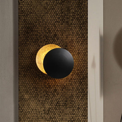 Solar Eclipse Væglampe – Mystisk Belysning til Enhver Plads wall lamp Tech Butik