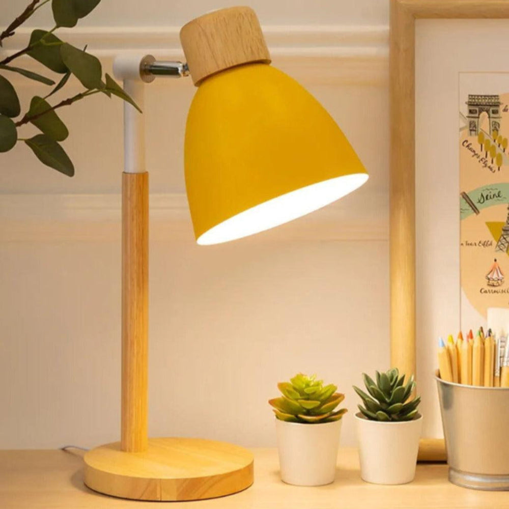 Skandinavisk-Inspireret Bordlampe med Justerbart Lys Praktiske lamper Tech Butik Gul