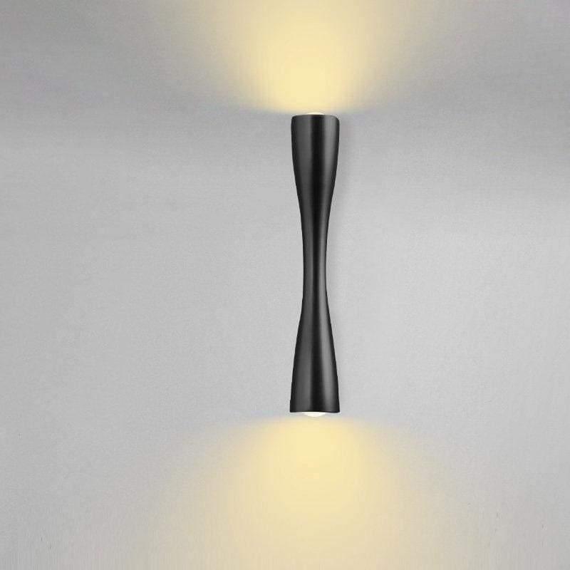 Slank LED Væglampe med Moderne Udtryk Væglamper Tech Butik Sort