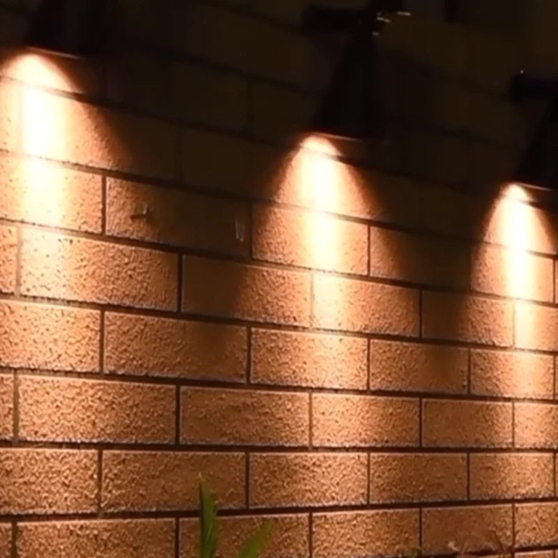 Soldrevet Havespotlight – Miljøvenlig Udendørsbelysning Outdoor Lights Tech Butik 10 Varm hvid
