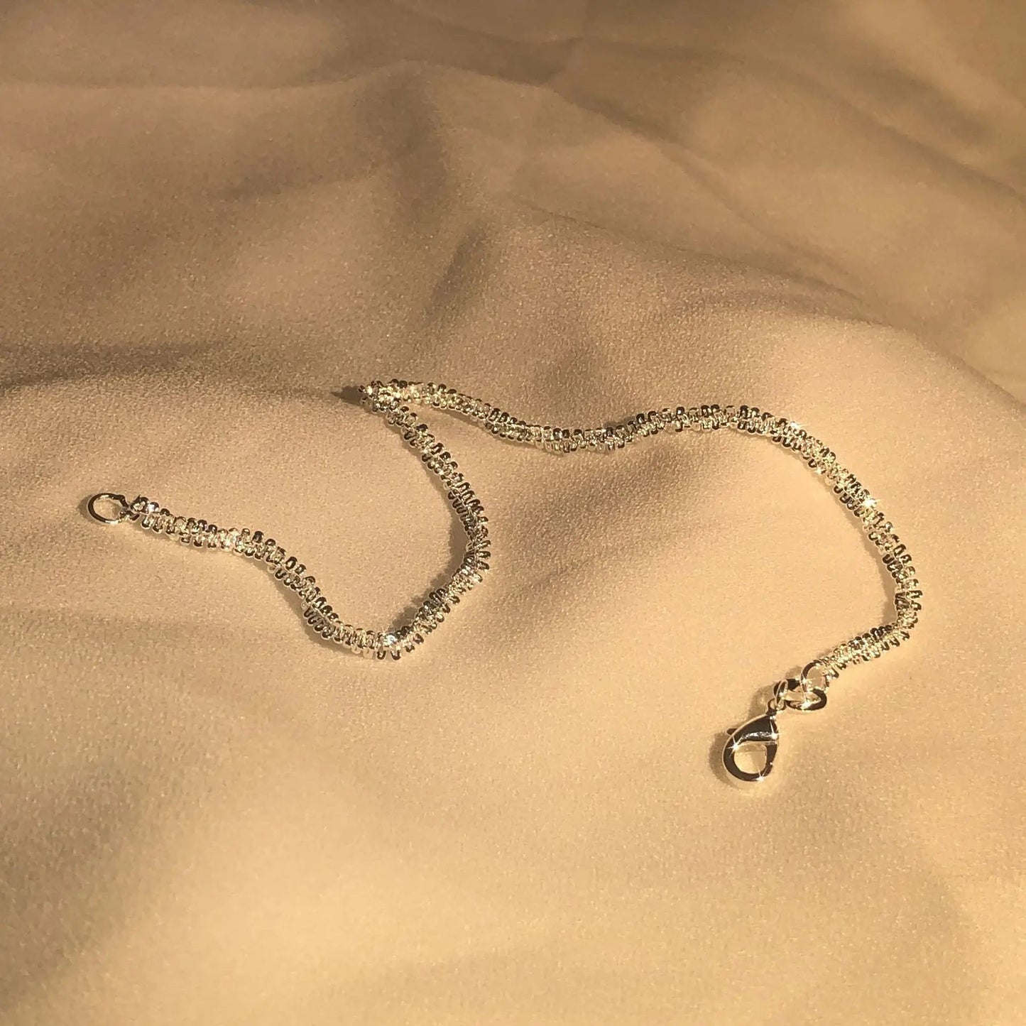 Sølv Armbånd til Kvinder – Minimalistisk Sterling Smykke til Hverdagsbrug Armbånd Tech Butik