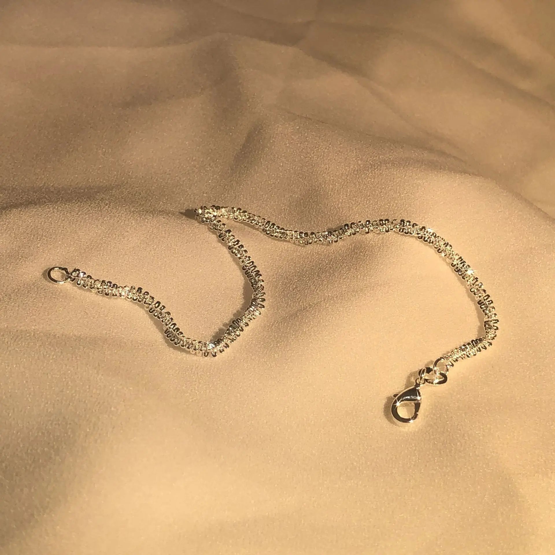Sølv Armbånd til Kvinder – Minimalistisk Sterling Smykke til Hverdagsbrug Armbånd Tech Butik