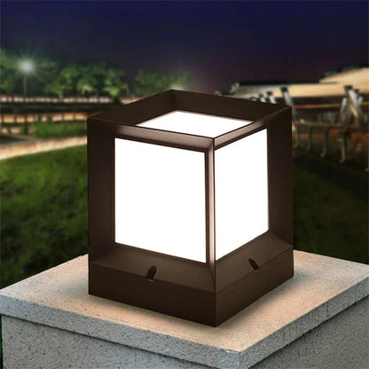 Stilfuld Udendørs Standlampe – Sikker og Indbydende Belysning Udendørs belysning Tech Butik C- 20x20x26 cm Varm Hvid 3000K