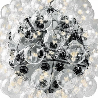 Elegant Pendellampe – Skulpturel Belysning med Botanisk Inspiration