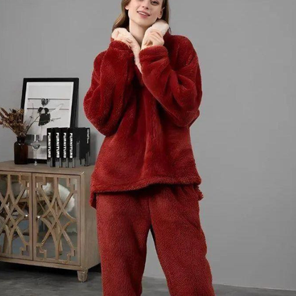 Hyggeligt Fleece Nattøjssæt – Blød Komfort til Kolde Aftener Pajamas Tech Butik