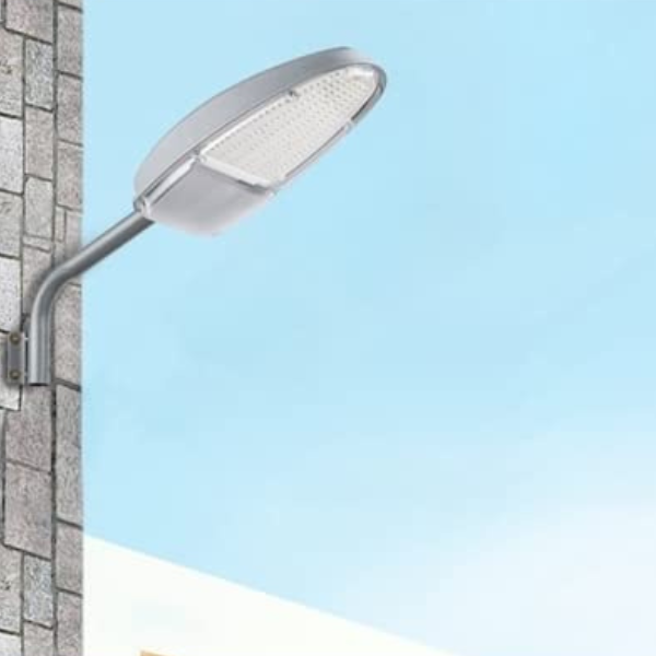 Vandtæt Udendørs Lampe – Energieffektiv, Holdbar LED Væglampe til Klar Udendørsbelysning Light Tech Butik