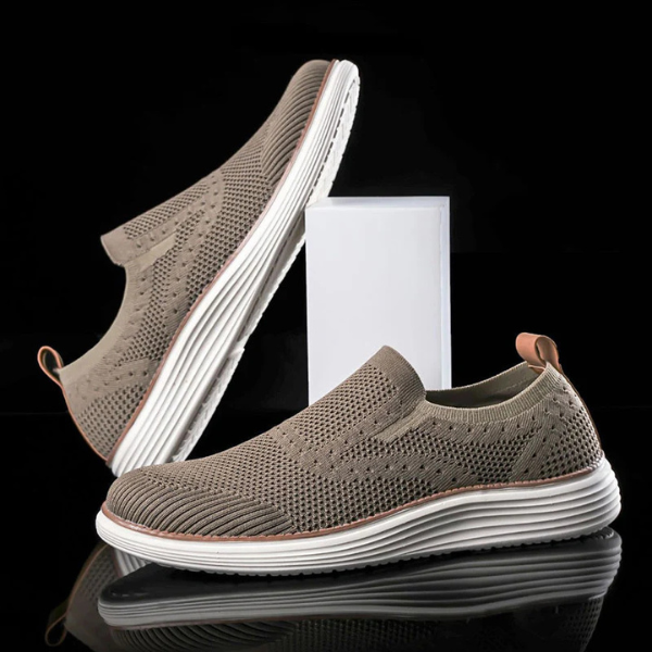Stilfulde casual sneakers – åndbart design til bylivet Shoes Tech Butik