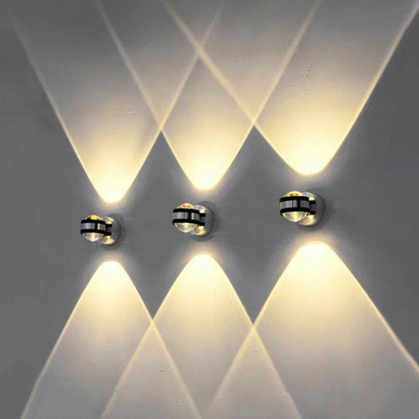 Elegant Krystal LED Væglampe – Stilfuld Op- og Nedadrettet Væglampe til Opholdsrum Lamps & Lighting Tech Butik