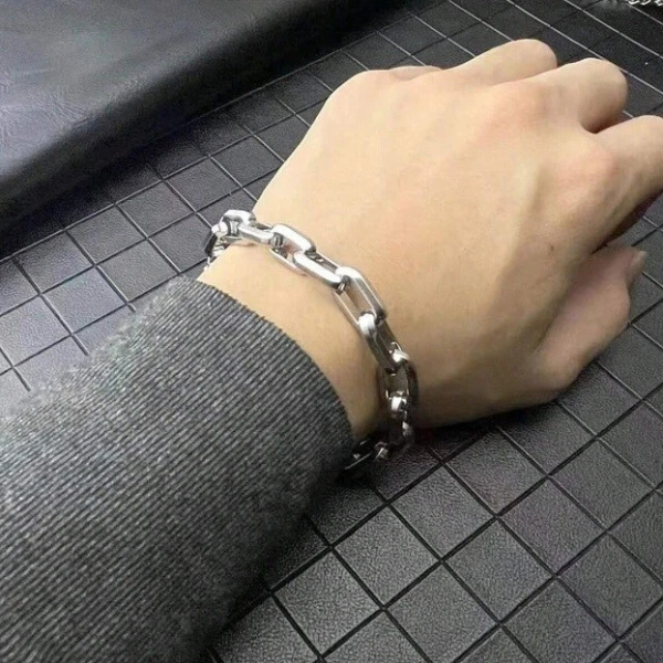 Herrejern Armbånd – Robust Maskulint Tilbehør Bracelets Tech Butik