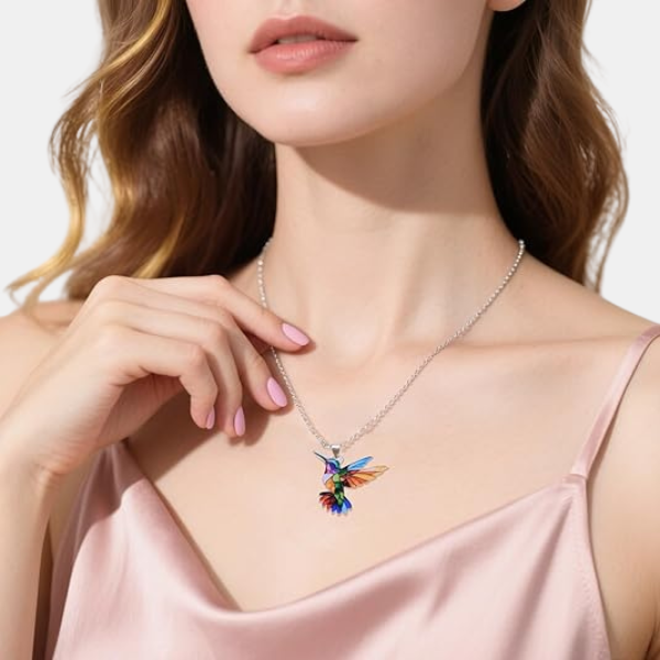 Elegant Kolibri Halskæde – Moderne Design med Tidløs Elegance Necklace Tech Butik Halskæde Guld