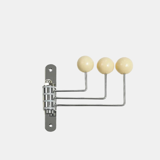 Midcentury vægkrogshylde – Stilfuld organisering med retrocharme Home Tech Butik Hvid 3 Kroge