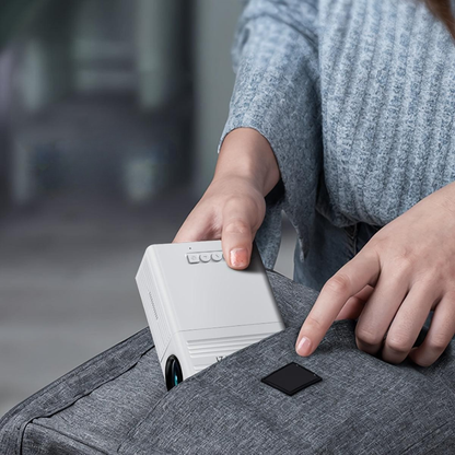 Ultraklar Miniprojektor – Kompakt HD-Display til Hjemme- og Rejseunderholdning Electronics & Gadgets Tech Butik