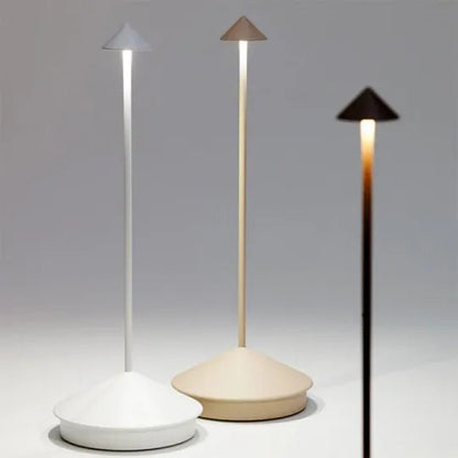 Trådløs Bordlampe med Dæmpbar LED – Moderne Design til Indendørs og Udendørs Bordlamper Tech Butik