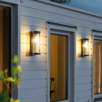 Cylindrisk Metal & Glas Solcelle Væglampe – Vandtæt Udendørs LED-Lampe med 3 Lysfarver Udendørs belysning Tech Butik