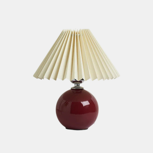 Vintage Bordlampe med Plisseret Skærm – Elegant Belysning til Ethvert Rum Belysning Tech Butik Vin og Beige