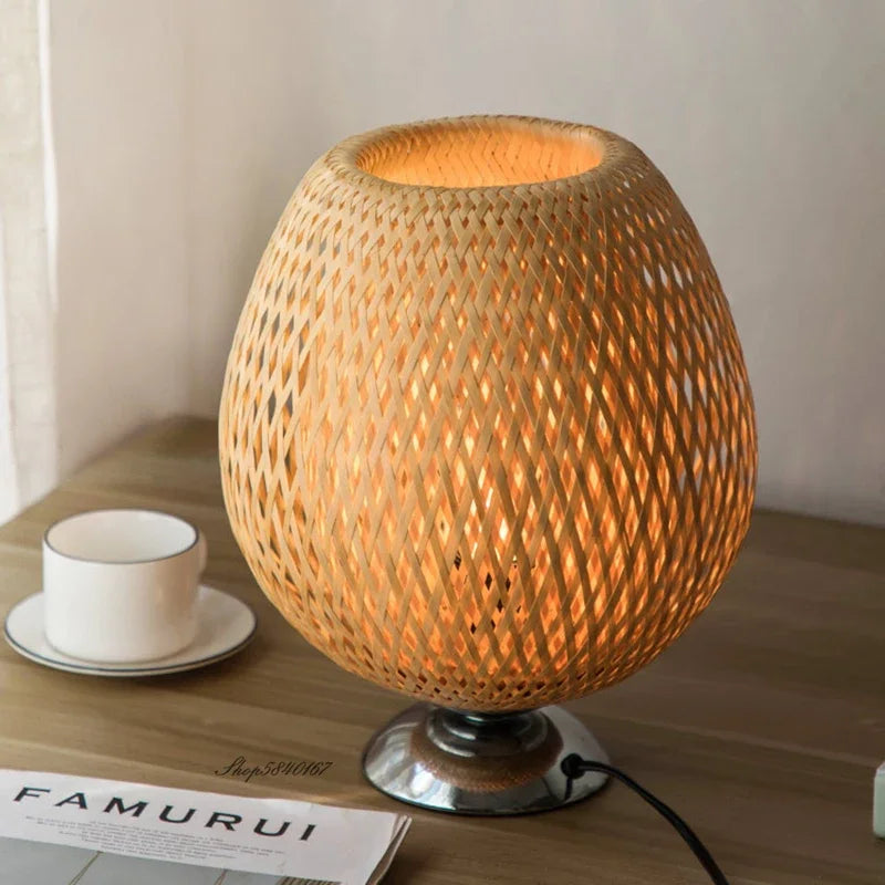 Vintage bambusbordlampe til varm og hyggelig belysning Bordlampe Tech Butik