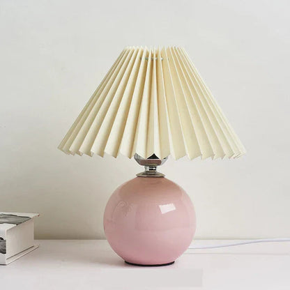 Vintage Bordlampe med Plisseret Skærm – Elegant Belysning til Ethvert Rum Belysning Tech Butik Pink og Beige