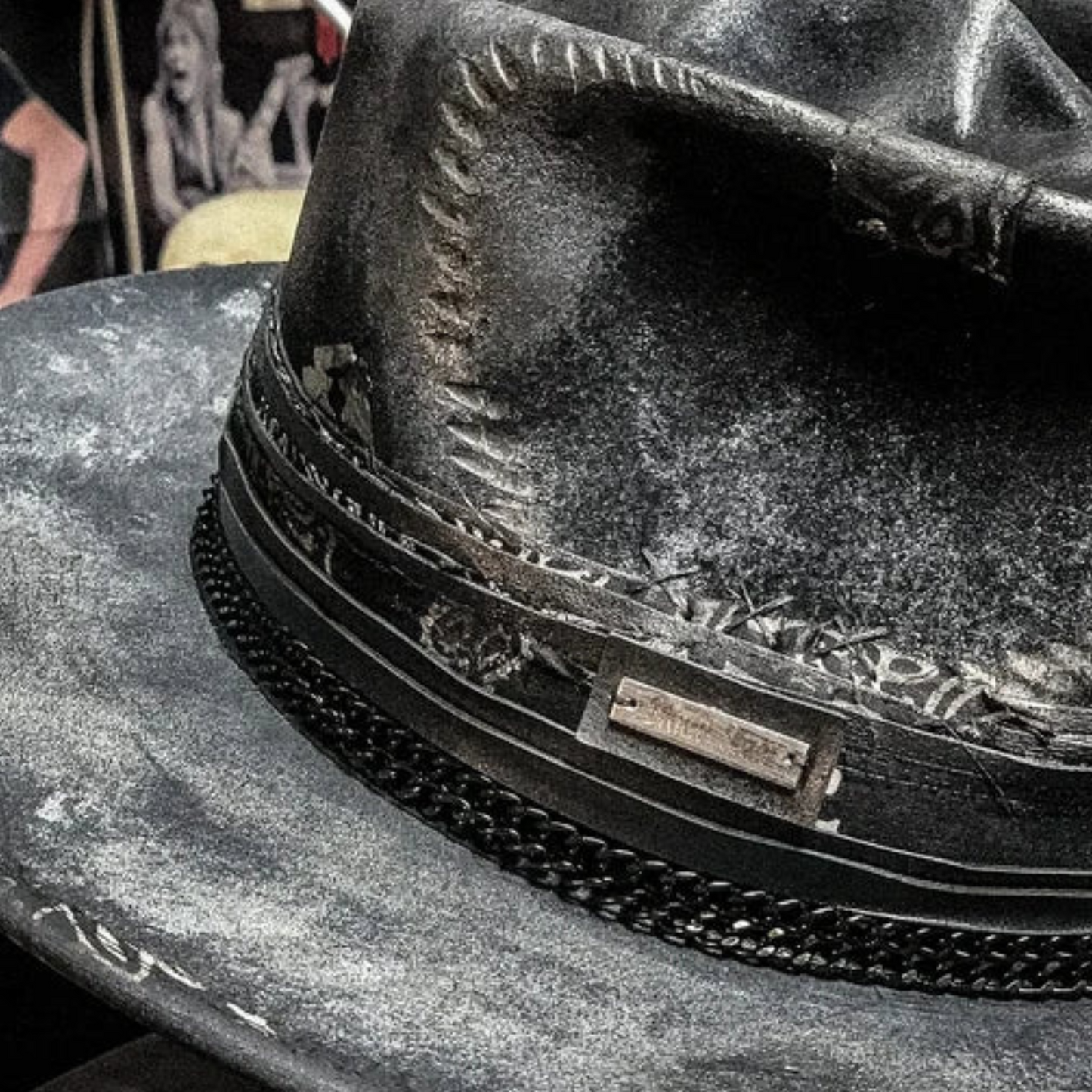 Håndlavet Skull Hat / Kraniehue – Unikt Design med Karakter Hat Tech Butik