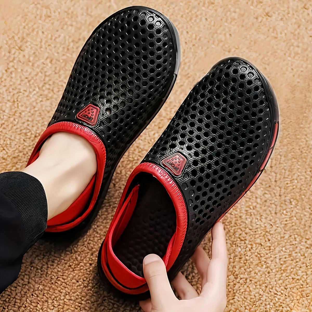 Komfortable Slip-On Udendørs Sko til Aktive Eventyr Slip-On Sandaler Tech Butik