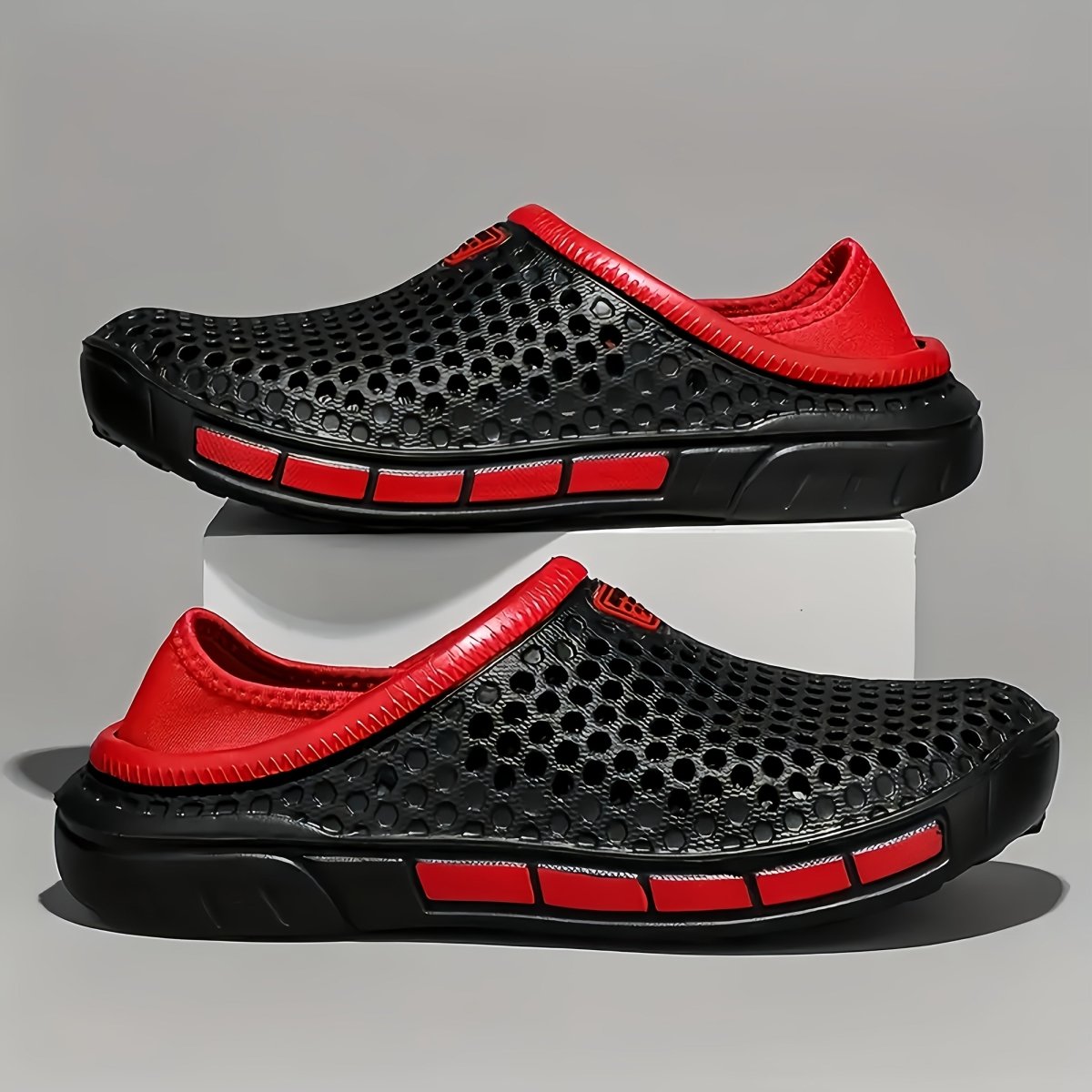 Komfortable Slip-On Udendørs Sko til Aktive Eventyr Slip-On Sandaler Tech Butik Sort 40