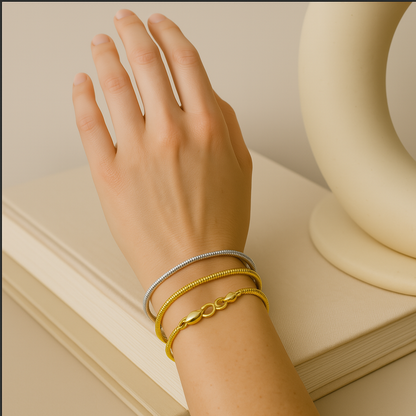 Minimalistisk Slange-Spænde Armbånd – Raffineret Stil, Ubesværet Sofistikation Jewelry Bracelet Circle Tech Butik Sølv 16,5 cm