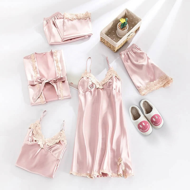 Dame Satin Nattøj Sæt – Silke­blød Komfort til Rolige Nætter Loungewear Set Tech Butik Pink creme XS