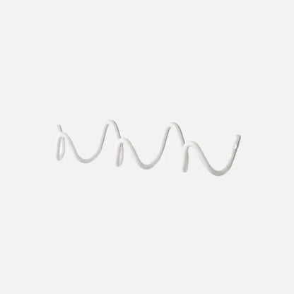 Minimalistisk Metal Vægkrog – Stilren og Funktionel Vægkrog Tech Butik Hvid 29cm × 7.5cm