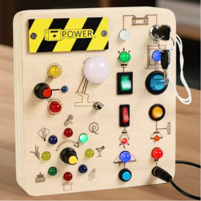 Træaktivitetsbræt med 8 LED-Kontakter – Montessori Sansestimulation og Perfekt Rejseledsager Toys Tech Butik Vækkeurets belægningsgrad