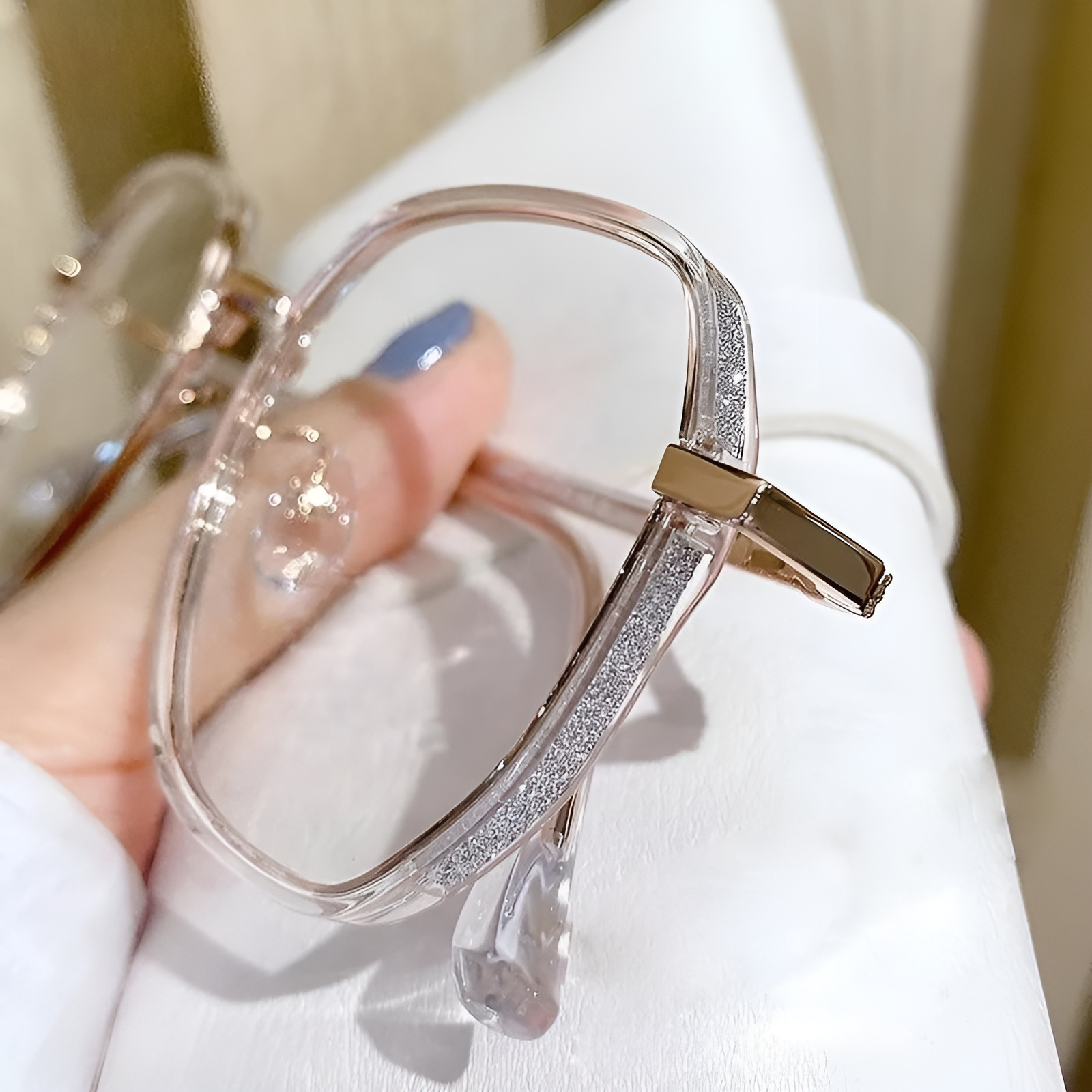Damebriller – Trendy Stel til Selvsikre Looks Eyeglasses Tech Butik
